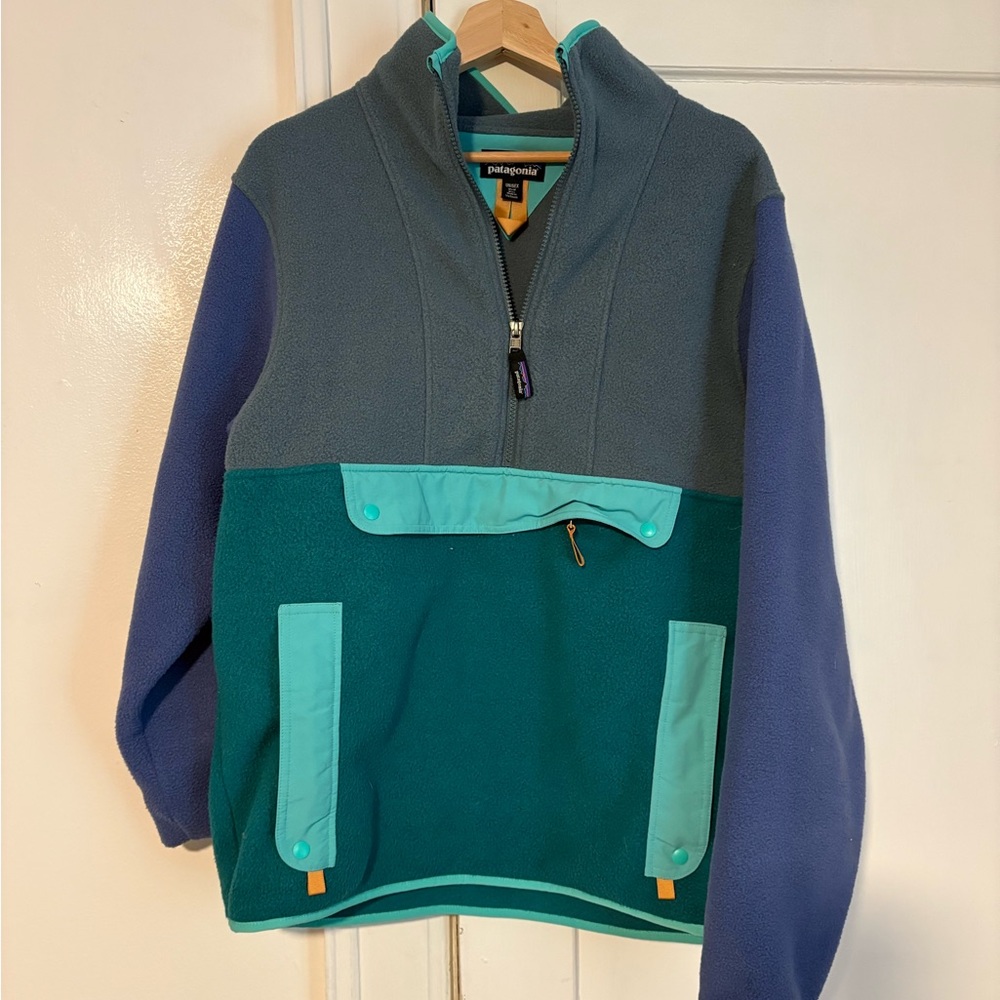 Patagonia Unisex Colorblock Fleece Pullover - Teal and Blue